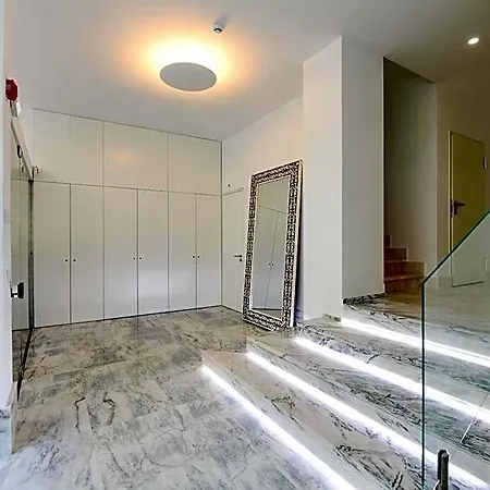Oscar Concept Apartmanhotel 4*