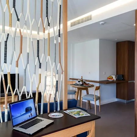 Apartahotel Oscar Concept 4*